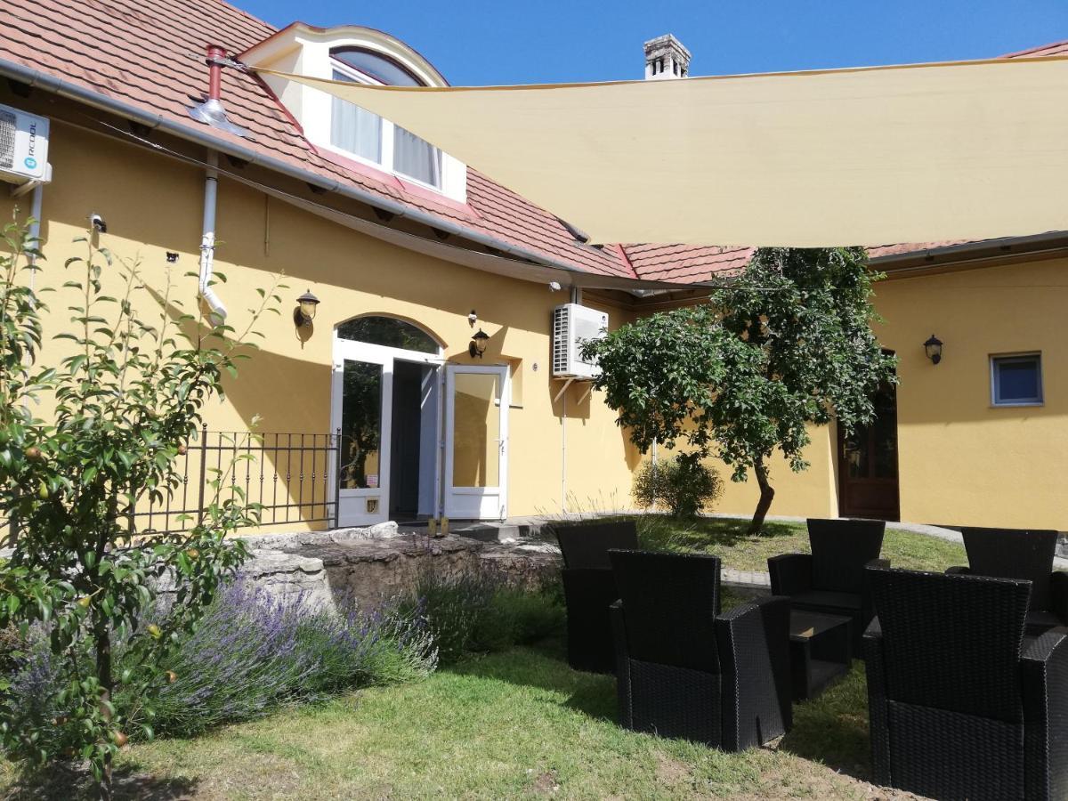 Malom-To Vendeghaz Tapolca Hotel Exterior photo